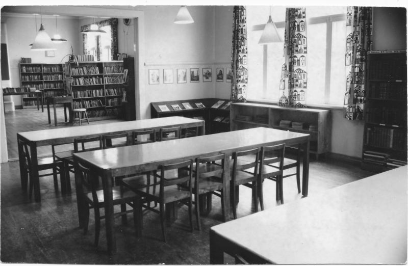 Tiedosto:Pääkirjasto lastenosasto.jpg