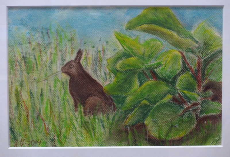 Tiedosto:Aira Valimaa kasvimaan vartija.JPG